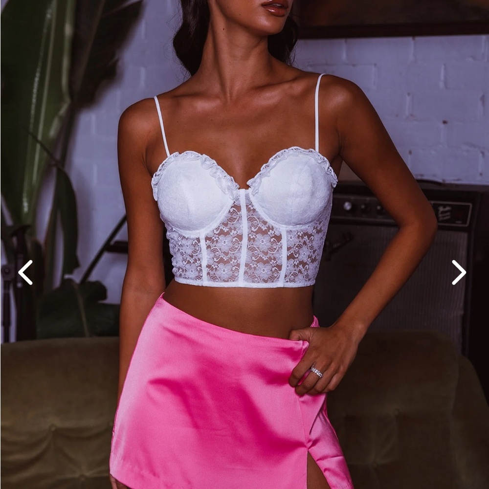 Selfie Leslie Bustier lace and frill Too - S
